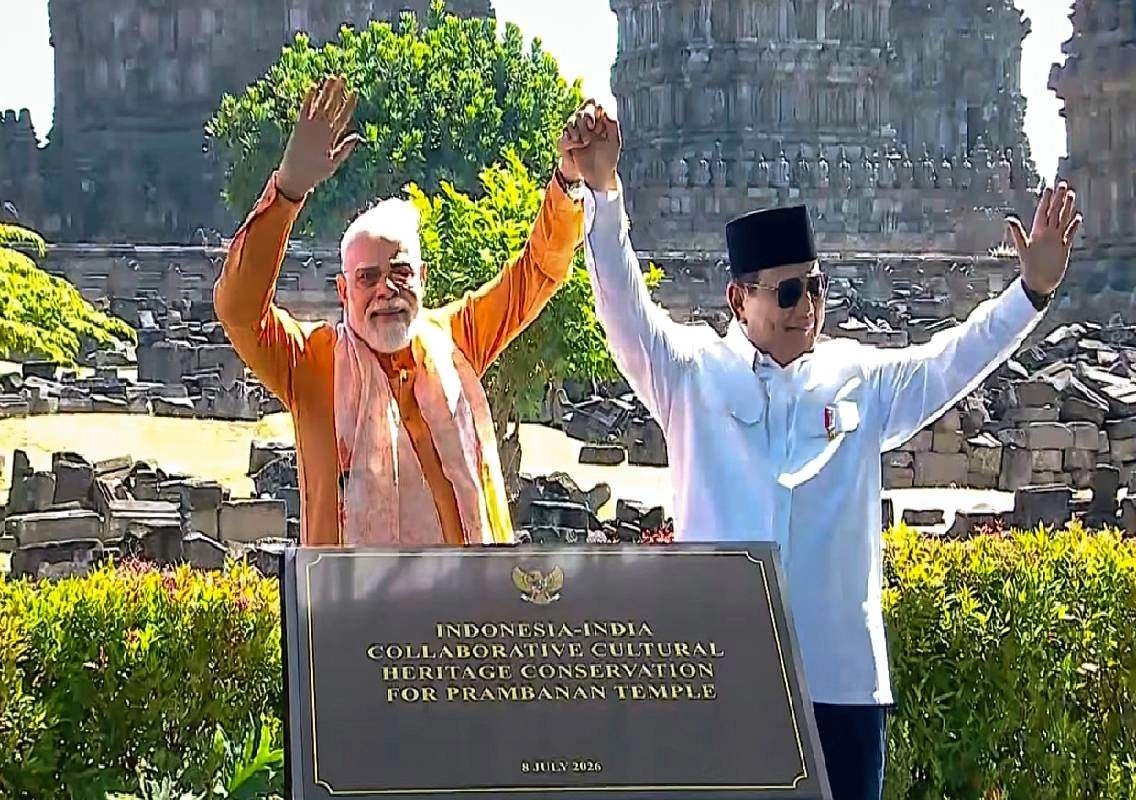 ಇಂಡೋನೇಷ್ಯಾದ ಐತಿಹಾಸಿಕ ಪ್ರಂಬನನ್ ದೇವಾಲಯಕ್ಕೆ ಪ್ರಧಾನಿ ಮೋದಿ ಭೇಟಿ; ಜೀರ್ಣೋದ್ಧಾರ ಯೋಜನೆಗೆ ಬೆಂಬಲ - News Karnataka