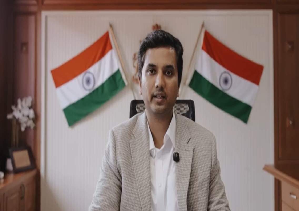 ಮಂಗಳೂರು : ಎಸ್ಐಆರ್ ಫಾರಂ ಭರ್ತಿ ಮಾಡಿ ಜುಲೈ 29ರೊಳಗೆ ತಲುಪಿಸಬೇಕು – ಜಿಲ್ಲಾಧಿಕಾರಿ ದರ್ಶನ್ - News Karnataka