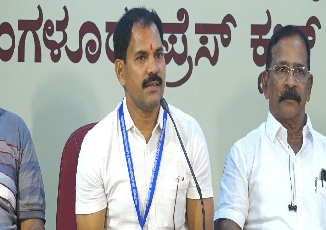 ಮಂಗಳೂರು : ವಿಮಾನ ನಿಲ್ದಾಣದಲ್ಲಿ ಪ್ರವಾಸಿ ವಾಹನಗಳ ಮೇಲೆ ತಾರತಮ್ಯ; ಆಗಸ್ಟ್ 4 ರಂದು ಕಾವೂರು ಸರ್ಕಲ್ ಬಳಿ ಪ್ರತಿಭಟನೆ! - News Karnataka