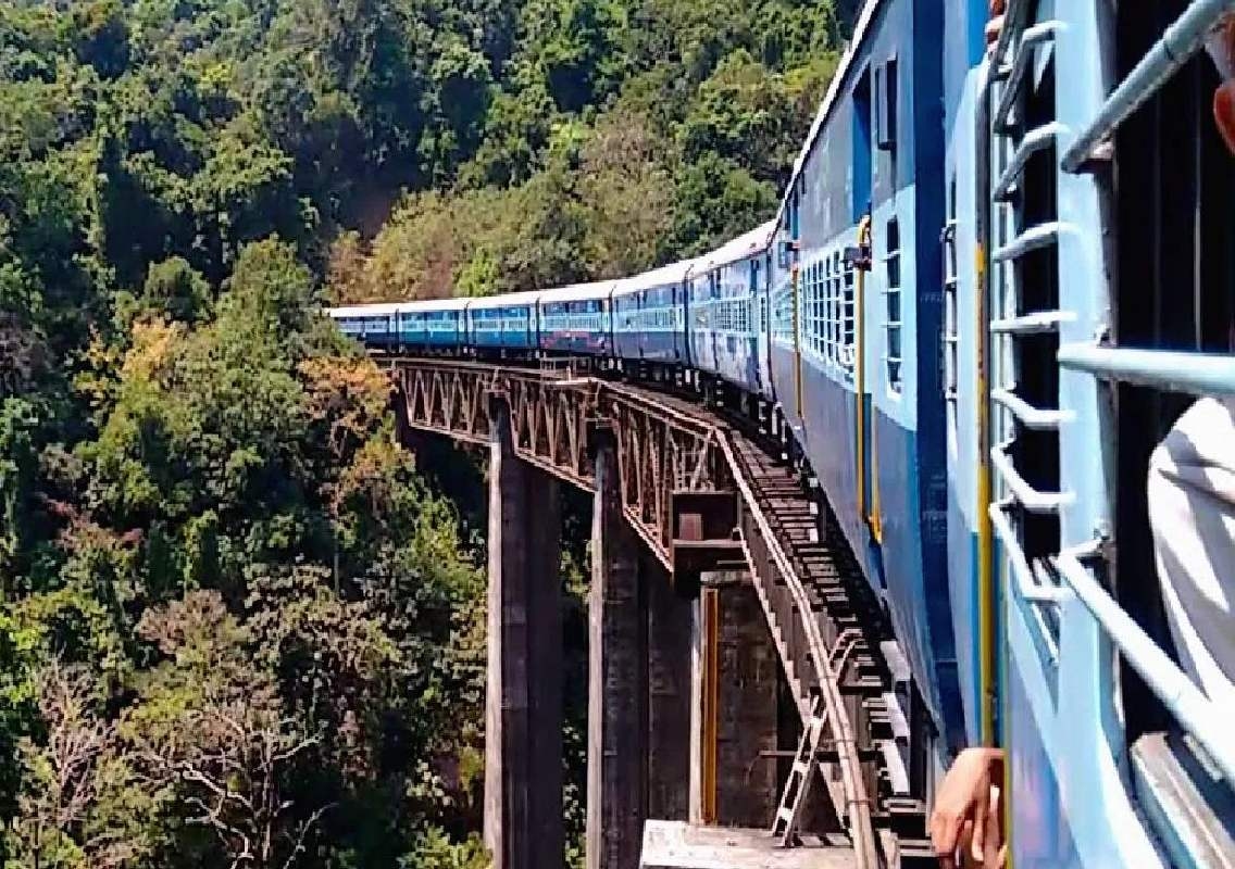 ಮಂಗಳೂರು, ಬೆಂಗಳೂರು ನಡುವಿನ ರೈಲು ಸಂಚಾರ ಪುನಾರಂಭ - News Karnataka