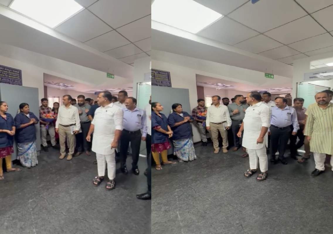 ಅಲ್ಪಸಂಖ್ಯಾತರ ಕಲ್ಯಾಣ ಇಲಾಖೆಯ ಸಚಿವರಾಗಿ ಅಧಿಕಾರ ವಹಿಸಿಕೊಂಡ ಯು ಟಿ ಖಾದರ್! - News Karnataka