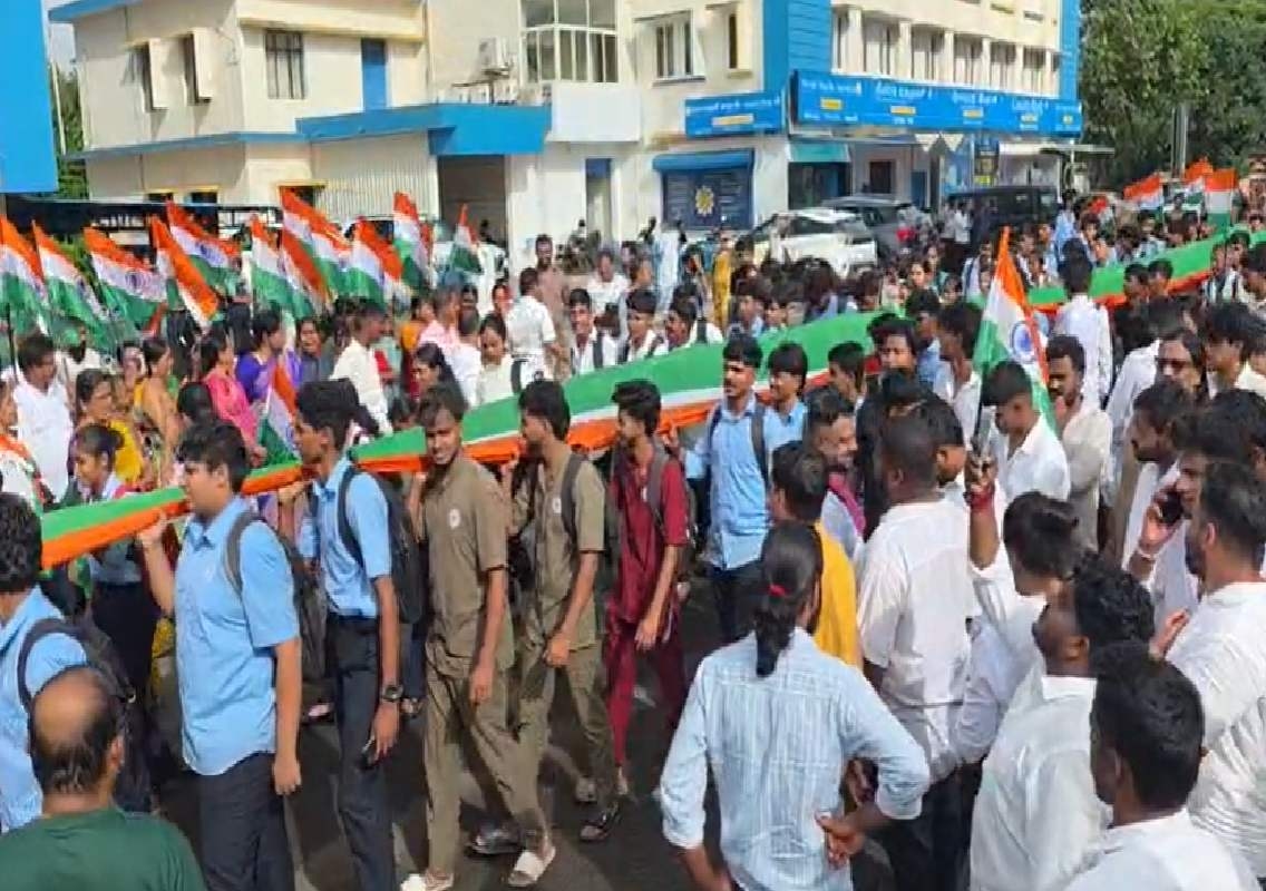 ಮಣಿಪಾಲದಲ್ಲಿ ತಿರಂಗ ಯಾತ್ರೆ: ದೇಶಭಕ್ತಿ ಮೂಡಿಸುವ ಸಂದೇಶ - News Karnataka