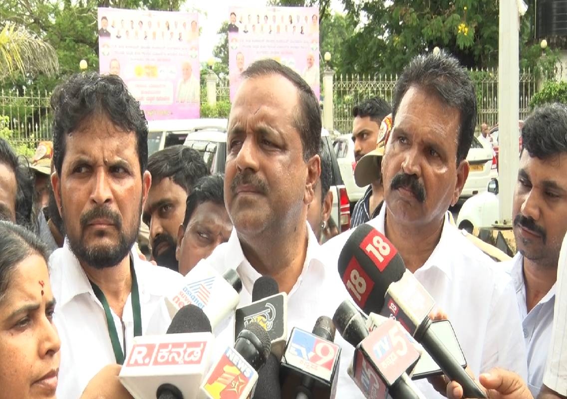 ಸಚಿವ ಸಂಪುಟ ಸಭೆ ಮೊದಲ ಬಾರಿ ಮಂಗಳೂರಿನಲ್ಲಿ ನಡೆಯುತ್ತಿದೆ: ಆರೋಗ್ಯ ಸಚಿವ ಯುಟಿ ಖಾದರ್ - News Karnataka