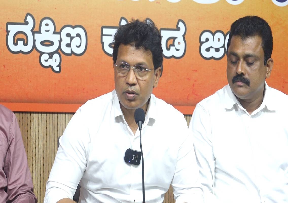 ಪೇಮೆಂಟ್ ಕೋಟಾದಡಿ ಬಂದಂತಹ ಸಚಿವರು ಡಕಾಯಿತಿ ಮಾಡುತ್ತಿದ್ದಾರೆ : ಶಾಸಕ ವೈ ಭರತ್ ಶೆಟ್ಟಿ - News Karnataka