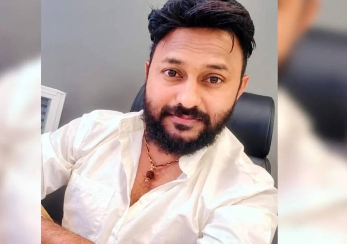 ಭಜನೆ ಮಾಡುತ್ತಲೇ ಕುಸಿದು ಬಿದ್ದ ಯುವಕ ; ಹೃದಯಾಘಾತದಿಂದ ಮೃತ್ಯು - News Karnataka