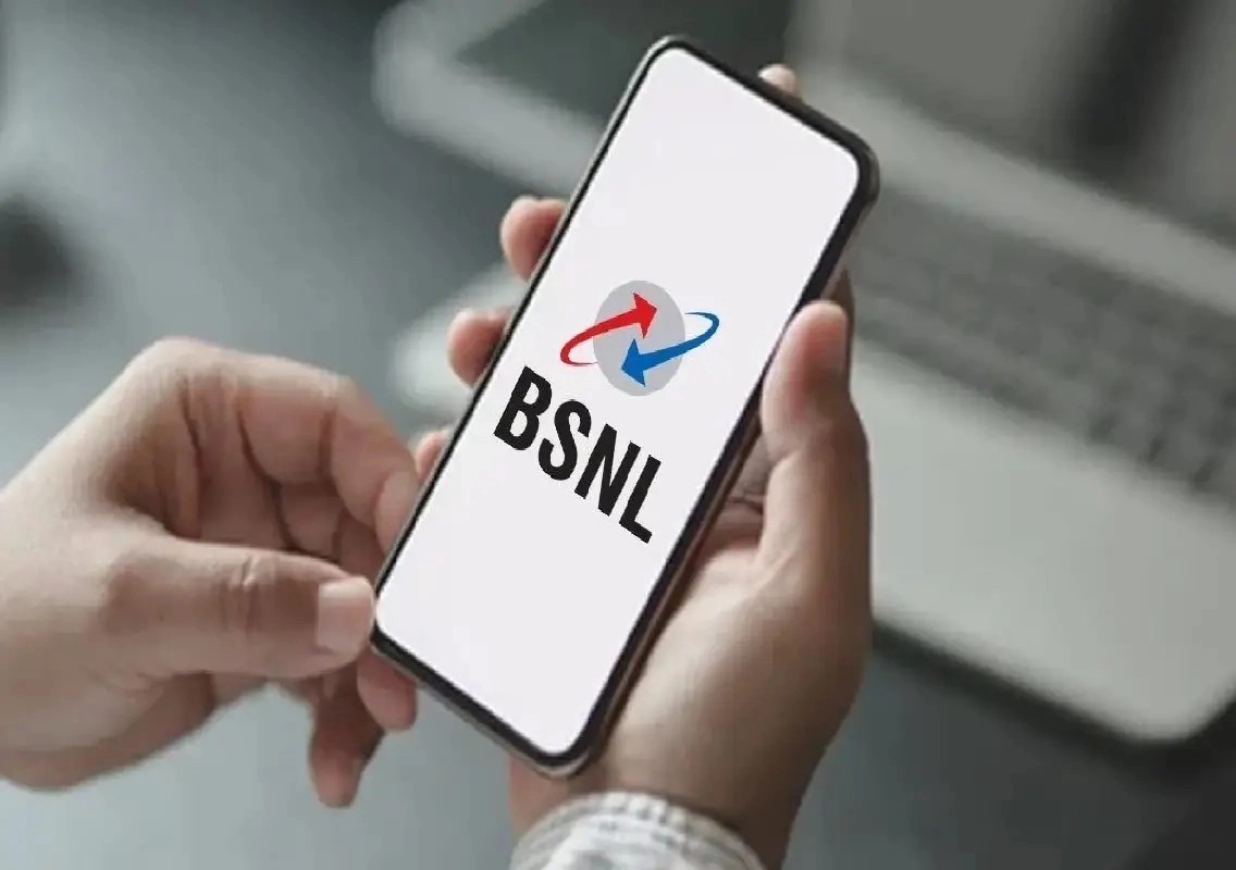 ಹಳೆಯ ಸಿಮ್ ಕಾರ್ಡ್ಗಳನ್ನು 4G/5G ಗೆ ಅಪ್ಗ್ರೇಡ್ ಮಾಡಲು ಗ್ರಾಹಕರನ್ನು ಒತ್ತಾಯಿಸುತ್ತಿರುವ ಬಿಎಸ್ಎನ್ಎಲ್ - News Karnataka