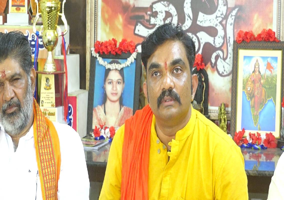 ಧರ್ಮಸ್ಥಳ ಸೌಜನ್ಯ ಪ್ರಕರಣ; ಎಸ್ ಐ ಟಿ ತಂಡ ಬದಲಾವಣೆಗೆ ಆಗ್ರಹದ ಬಗ್ಗೆ ಗಿರೀಶ್ ಮಟ್ಟಣ್ಣನ್ನವರ್ ಸ್ಪಷ್ಟನೆ - News Karnataka
