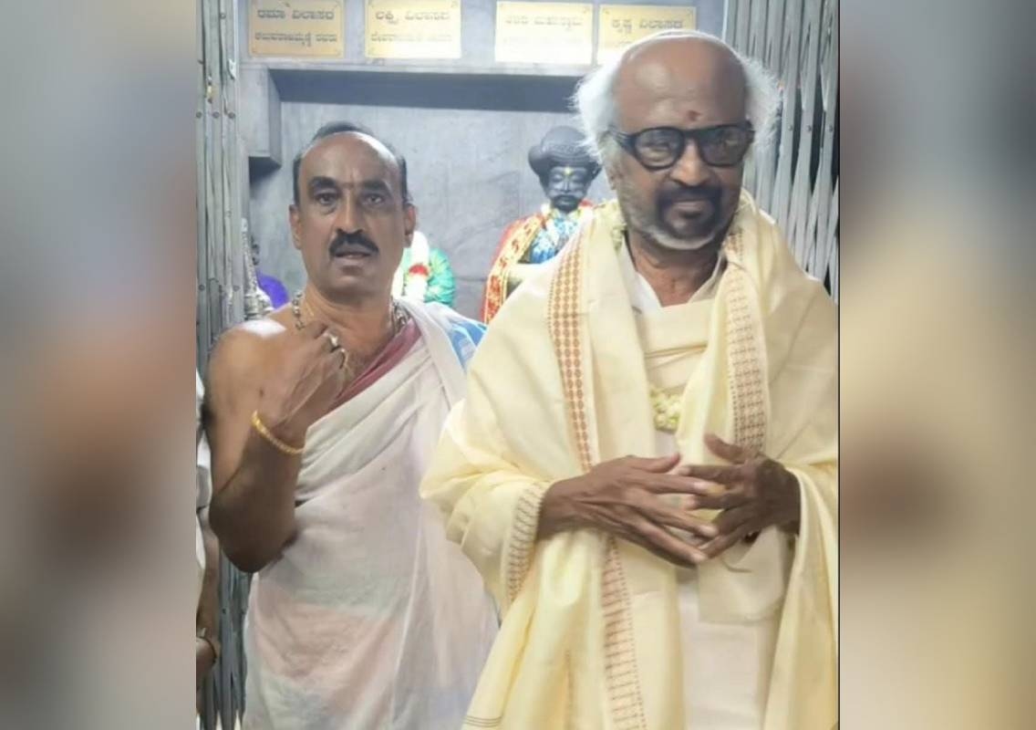 ಚಾಮುಂಡಿ ತಾಯಿ ದರ್ಶನ ಪಡೆದ ರಜನಿಕಾಂತ್ - News Karnataka