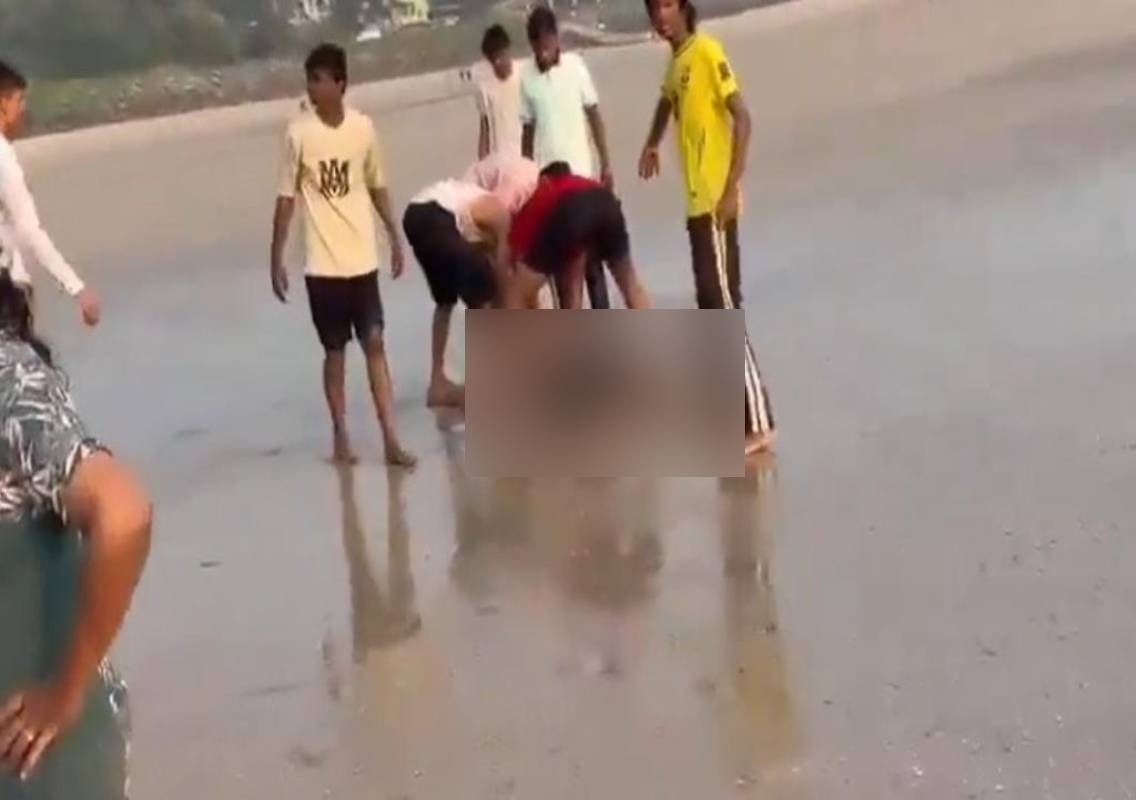ಮುಂಬೈನ ಬೀಚ್ನಲ್ಲಿ ಘೋರ ದುರಂತ – ಪುಣೆಯ 8 ವಿದ್ಯಾರ್ಥಿಗಳು ಸಮುದ್ರಪಾಲು! - News Karnataka