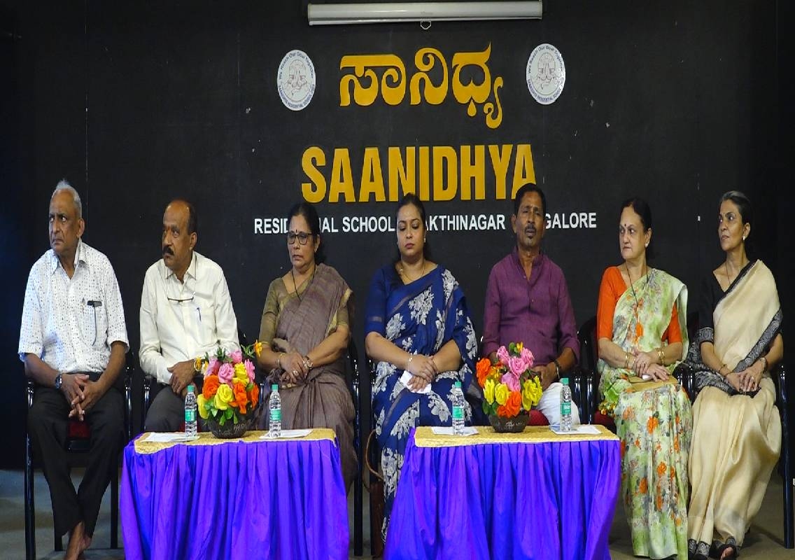 ಶಕ್ತಿನಗರದ ಸಾನಿಧ್ಯ ಸಮೂಹ ಸಂಸ್ಥೆಯಲ್ಲಿ ಗಾಂಧಿ ಜಯಂತಿ ಹಾಗೂ ಪೋಷಕರ–ಶಿಕ್ಷಕರ ಸಭೆ - News Karnataka