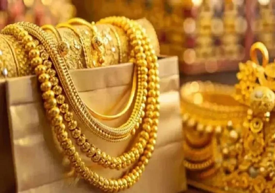 ಚಿನ್ನದ ಬೆಲೆ ಇಂದು ಅಲ್ಪ ಇಳಿಕೆ; ದರಪಟ್ಟಿ ಇಲ್ಲಿದೆ - News Karnataka