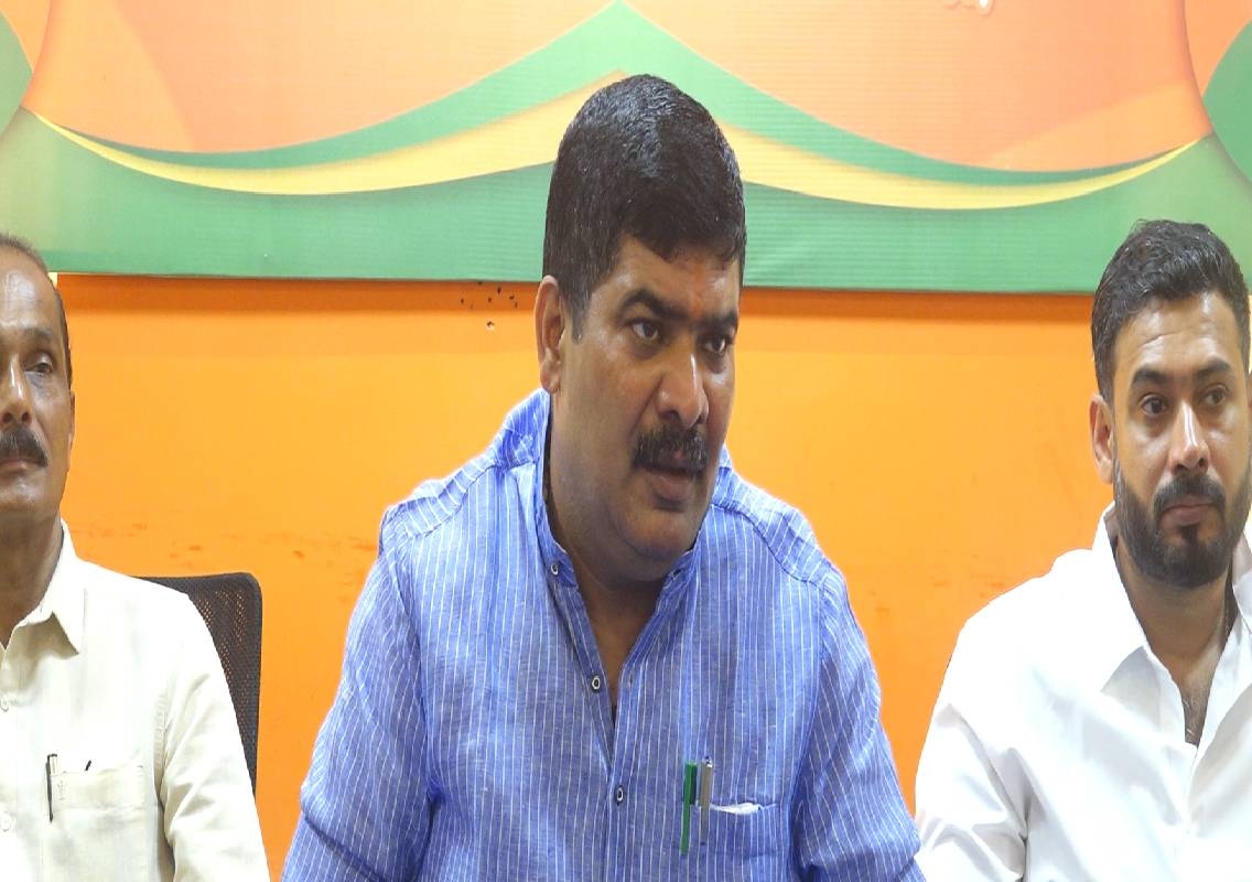 ಮಿಲಾಗ್ರೀಸ್ ಕಾಲೇಜು ಪ್ರಕರಣದಲ್ಲಿ ವಿದ್ಯಾರ್ಥಿಗಳ ವಿರುದ್ಧವೇ ಭಾಷಣ ಮಾಡಿದ್ದೆ– ವೇದವ್ಯಾಸ ಕಾಮತ್ - News Karnataka