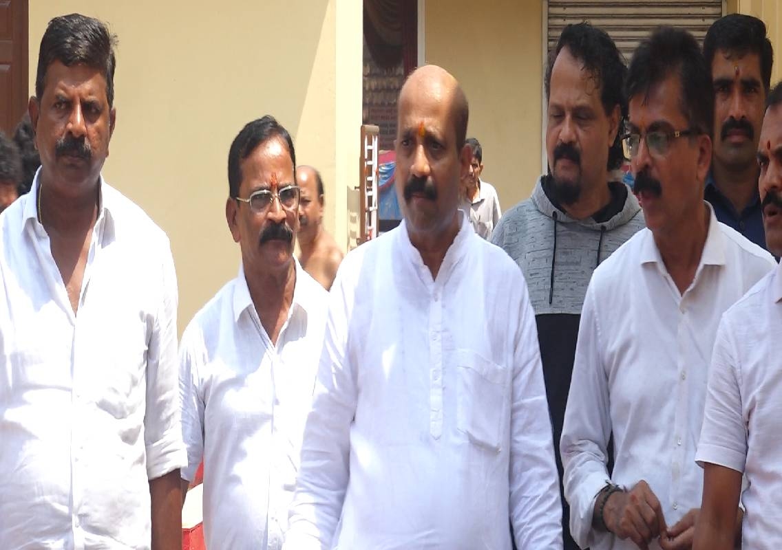 ಉಡುಪಿ ಮಾಜಿ ಶಾಸಕ ರಘುಪತಿ ಭಟ್ ಕಾಂಗ್ರೆಸ್ ಸೇರ್ಪಡೆ ವಿಚಾರವಾಗಿ ಮಂಗಳೂರಿನಲ್ಲಿ ಪ್ರತಿಕ್ರಿಯೆ - News Karnataka