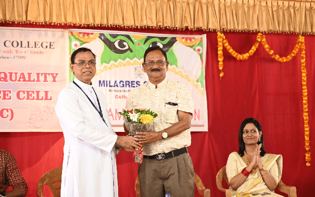 ಮಂಗಳೂರಿನ ಮಿಲಾಗ್ರಿಸ್ ಕಾಲೇಜಿನಲ್ಲಿ ಸಂಭ್ರಮದ ಓಣಂ ಆಚರಣೆ - News Karnataka
