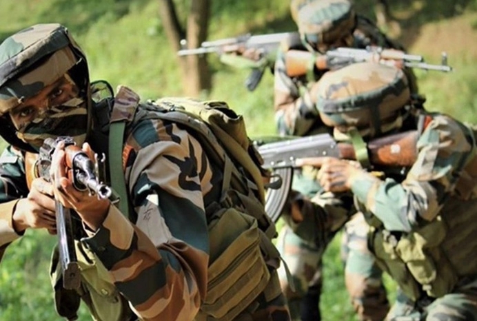 ಜಮ್ಮುಕಾಶ್ಮೀರದಲ್ಲಿ ಇಬ್ಬರು ಭಯೋತ್ಪಾದಕರ ಹತ್ಯೆ - News Karnataka
