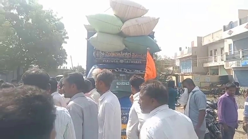 ಶಾಲಾ ಬಾಲಕಿ ಮೇಲೆ ಗೂಡ್ಸ್ ವಾಹನ ಹರಿದು ಕಾಲು ಕಟ್! - News Karnataka