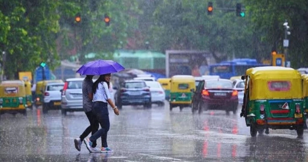 ಕರ್ನಾಟಕದಲ್ಲಿ ಮುಂದಿನ 4 ದಿನ ಭಾರೀ ಮಳೆ ಸಾಧ್ಯತೆ! - News Karnataka