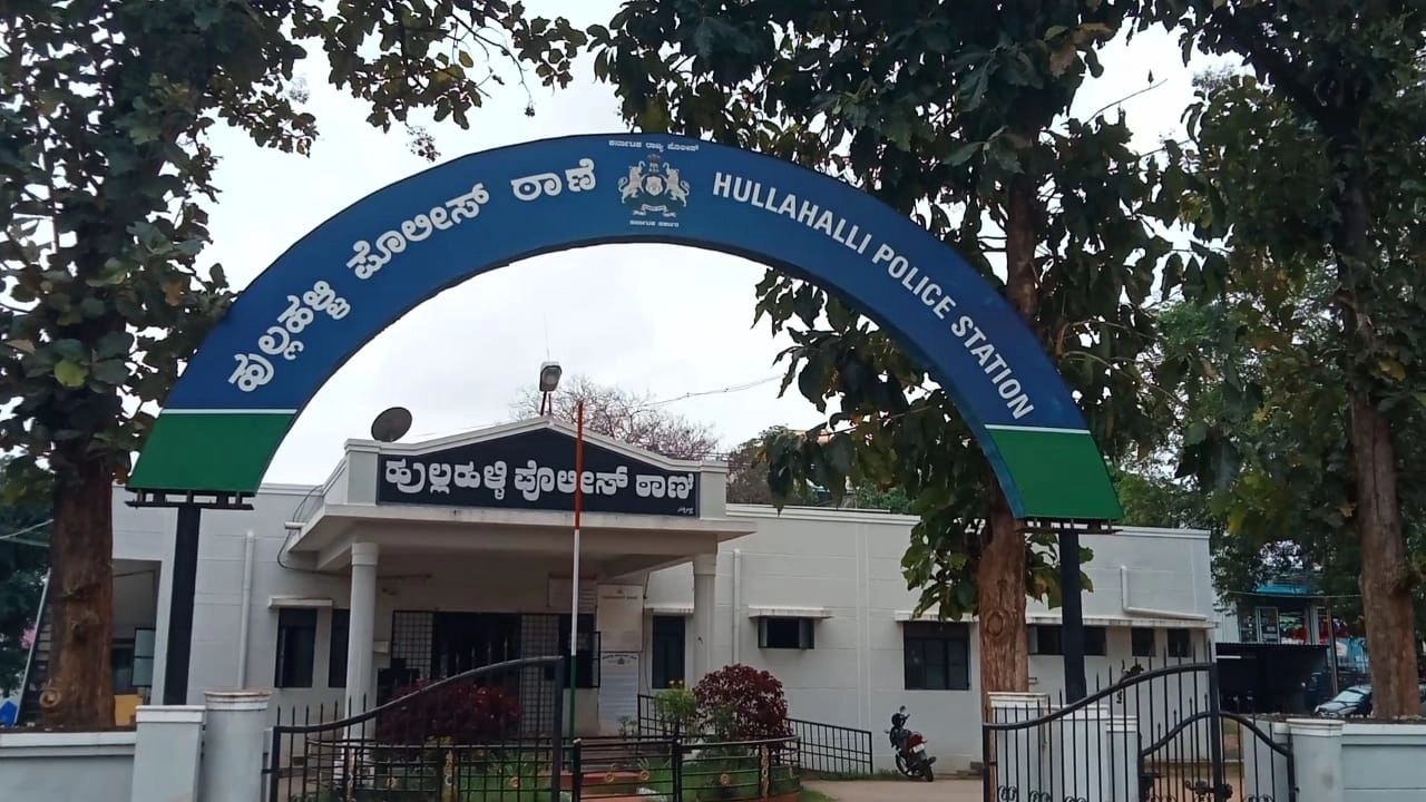 ಠಾಣೆ ಕ್ಯಾಂಟೀನ್ ನಲ್ಲಿ ಬರ್ತ್ ಡೇ ಪಾರ್ಟಿ…! - News Karnataka