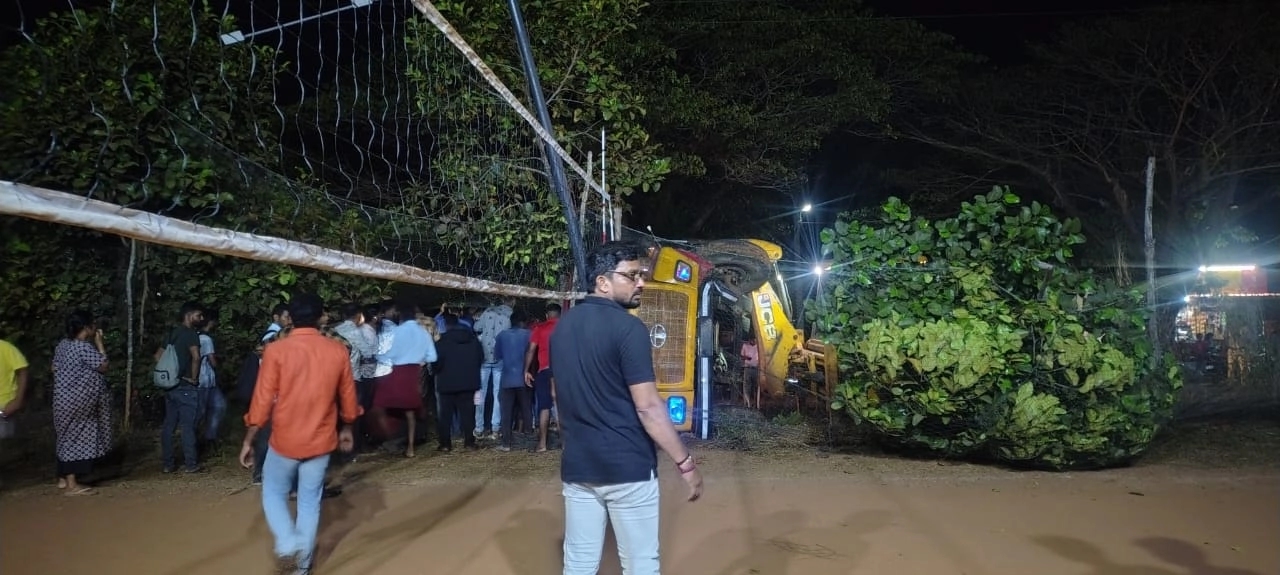 ಟಿಪ್ಪರ್- ಕಾರು ಮಧ್ಯೆ ಭೀಕರ ಅಪಘಾತ; ಟಿಪ್ಪರ್ ಚಾಲಕ ಸ್ಥಳದಲ್ಲೇ ಮೃತ್ಯು - News Karnataka