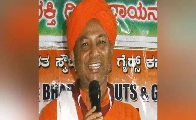 ವಿಮುಕ್ತಗೊಂಡ ಸ್ವಾಮೀಜಿಯಿಂದಲೇ ಮಠದ ಬಾವಿಗೆ ಕ್ರಿಮಿನಾಶಕ! - News Karnataka