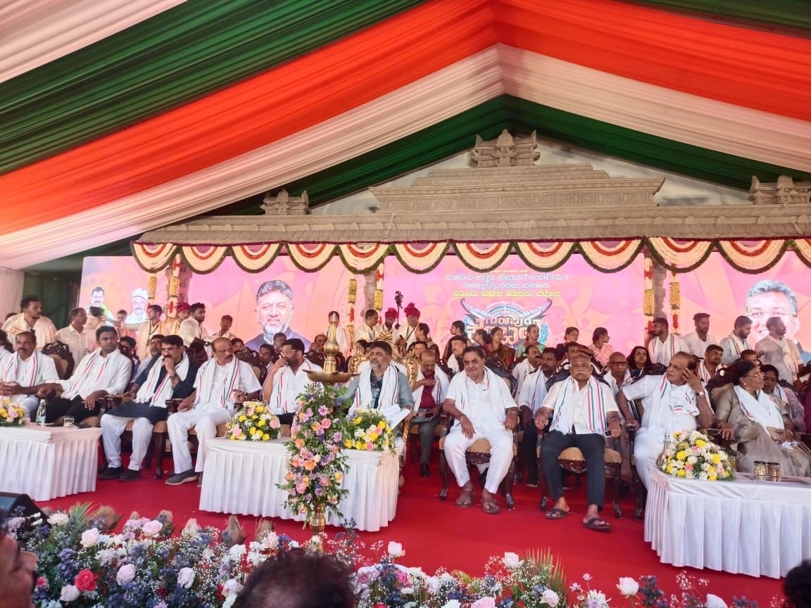 ದಸರಾ ಕ್ರೀಡಾಕೂಟದಲ್ಲಿ ಕಂಬಳ ಸೇರ್ಪಡೆಗೆ ಸೂಚನೆ: ಉಪಮುಖ್ಯಮಂತ್ರಿ ಡಿ.ಕೆ ಶಿವಕುಮಾರ್ - News Karnataka
