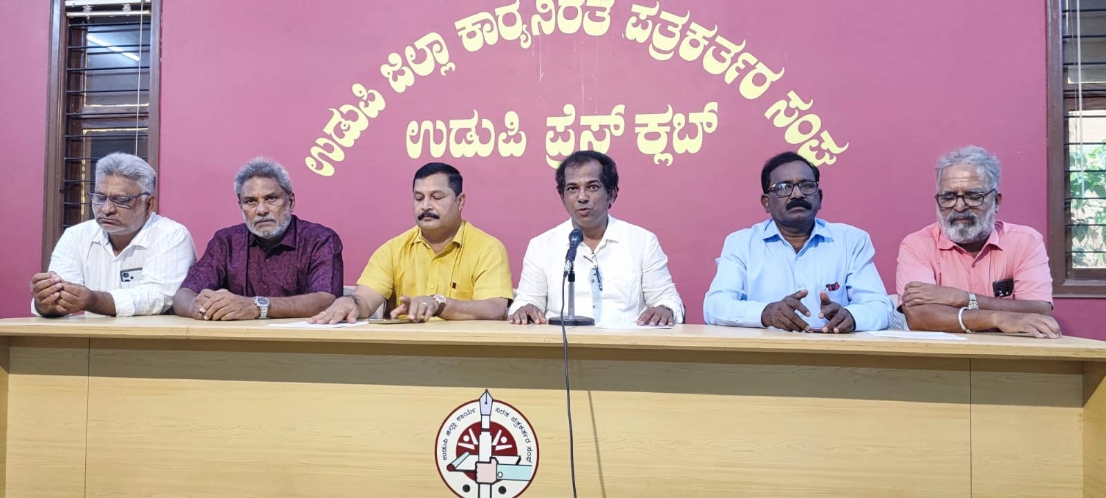 ಮೇ 13ರಂದು ಉಡುಪಿಯಲ್ಲಿ ಹಮ್ಮಿಕೊಂಡಿದ್ದ ವಕ್ಫ್ ತಿದ್ದುಪಡಿ ಕಾಯ್ದೆ ವಿರುದ್ಧದ ಪ್ರತಿಭಟನಾ ಸಭೆ ಮುಂದೂಡಿಕೆ - News Karnataka