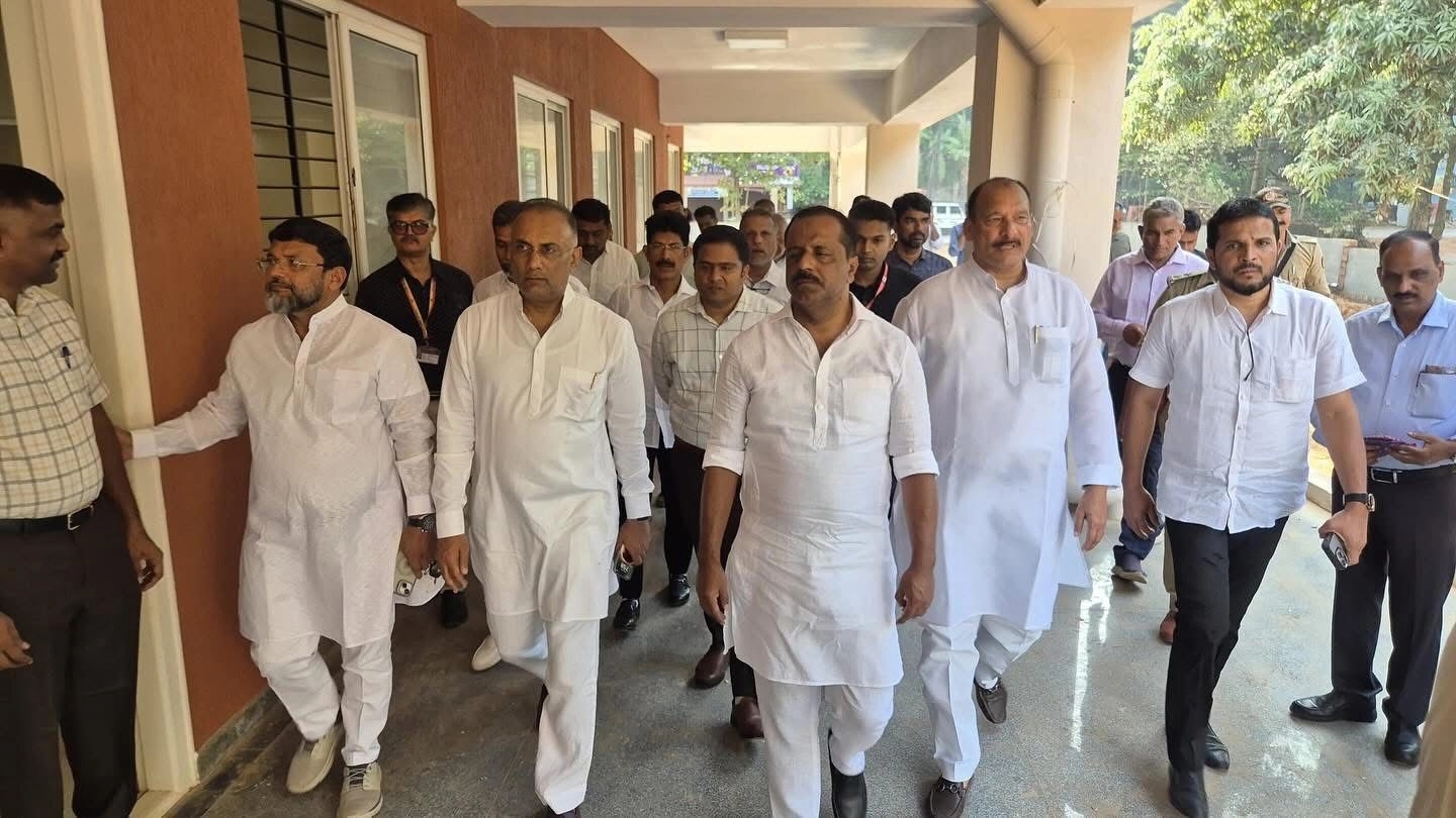 ದಕ್ಷಿಣ ಕನ್ನಡ ಜಿಲ್ಲಾಧಿಕಾರಿ ನೂತನ ಕಚೇರಿ ಕಟ್ಟಡ ಪರಿಶೀಲನೆ - News Karnataka