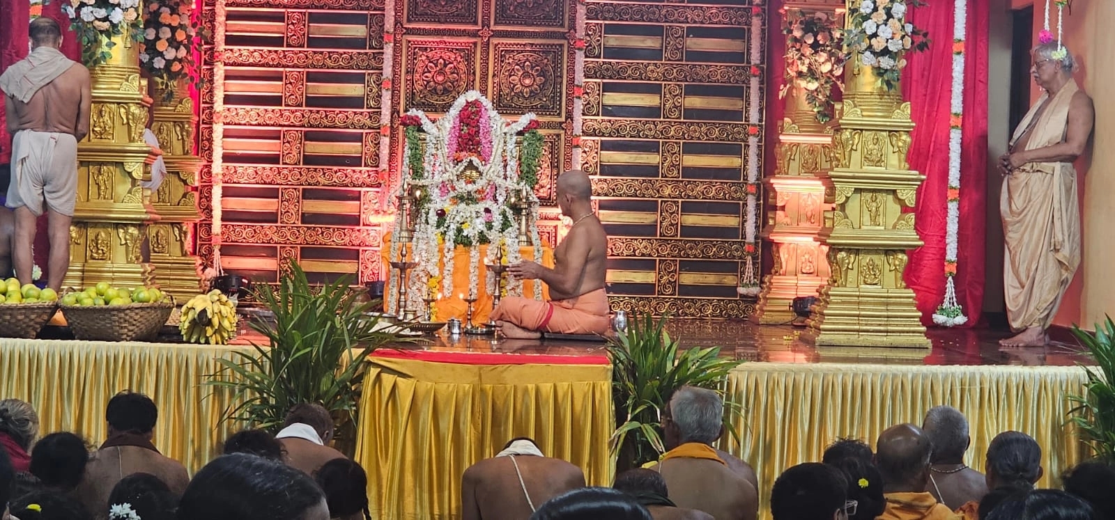 ದೇವರ ಅನುಗ್ರಹದಿಂದ ಸಾರ್ಥಕ ಜೀವನ ಸಾಧ್ಯ: ಪೇಜಾವರ ಶ್ರೀ - News Karnataka
