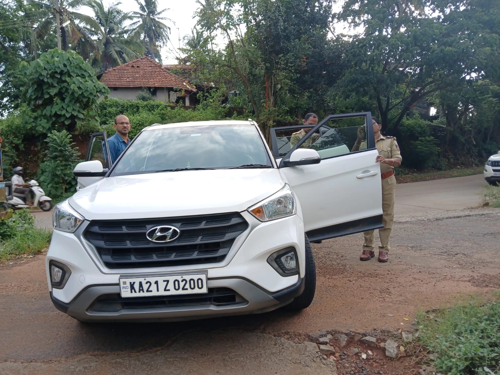 ಮಂಗಳೂರು: ಜೂ.2, 3ರಂದು ಪೊಲೀಸರ ವಿಶೇಷ ಕಾರ್ಯಾಚರಣೆ : 223 ಪ್ರಕರಣ ದಾಖಲು, 1,11,500 ರೂ. ದಂಡ! - News Karnataka