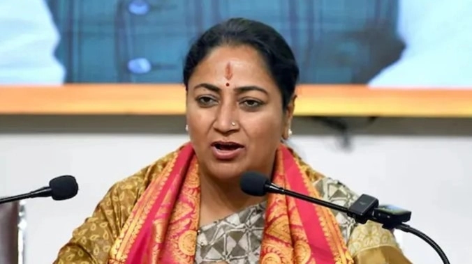 ದೆಹಲಿ ಮುಖ್ಯಮಂತ್ರಿ ರೇಖಾ ಗುಪ್ತಾಗೆ ಕೊಲೆ ಬೆದರಿಕೆ, ವ್ಯಕ್ತಿಯ ಬಂಧನ..! - News Karnataka
