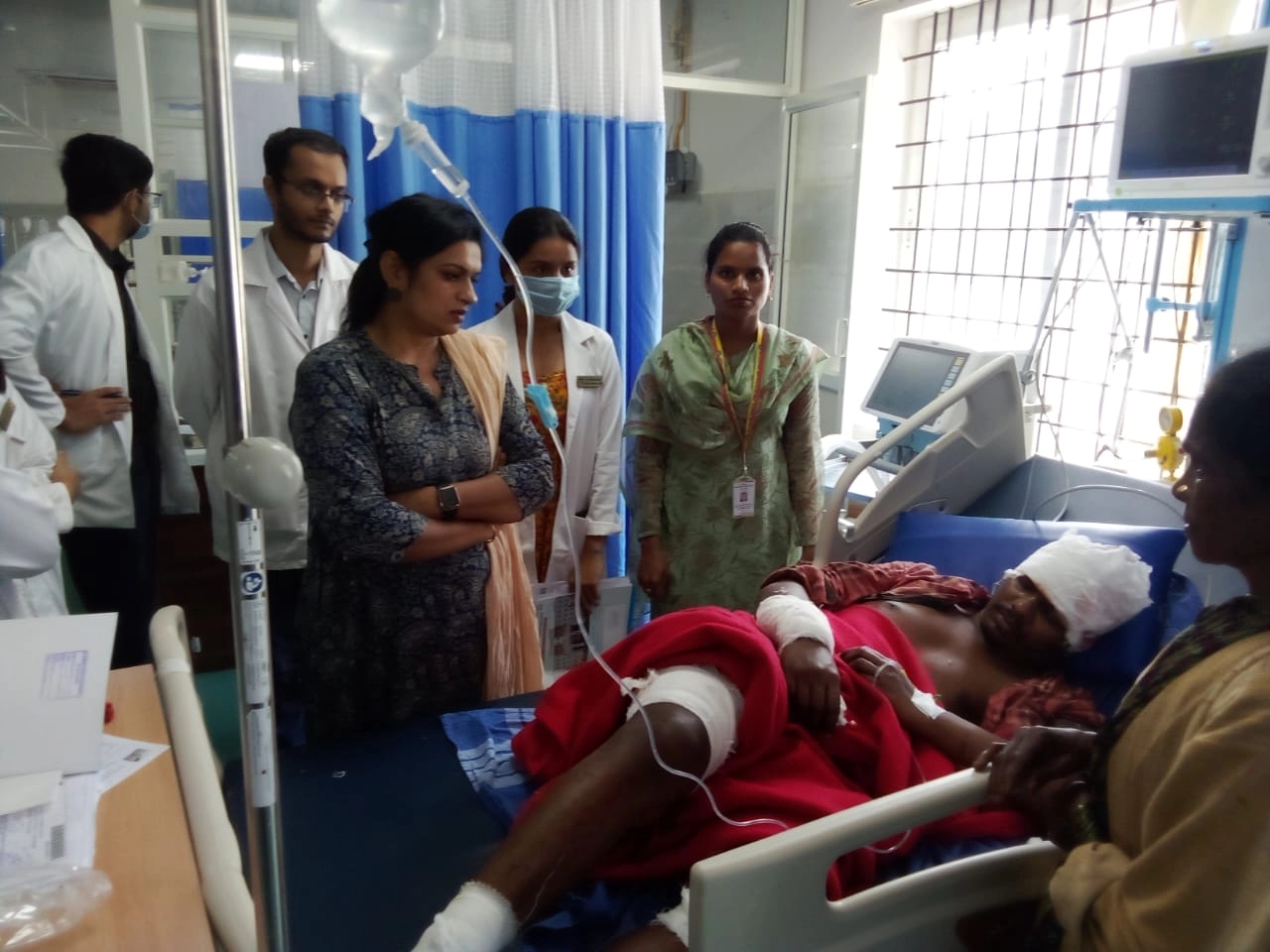 ಚಾಮರಾಜನಗರ : ವ್ಯಕ್ತಿ ಮೇಲೆ ಹುಲಿ ದಾಳಿ, ಆಸ್ಪತ್ರೆಗೆ ದಾಖಲು - News Karnataka