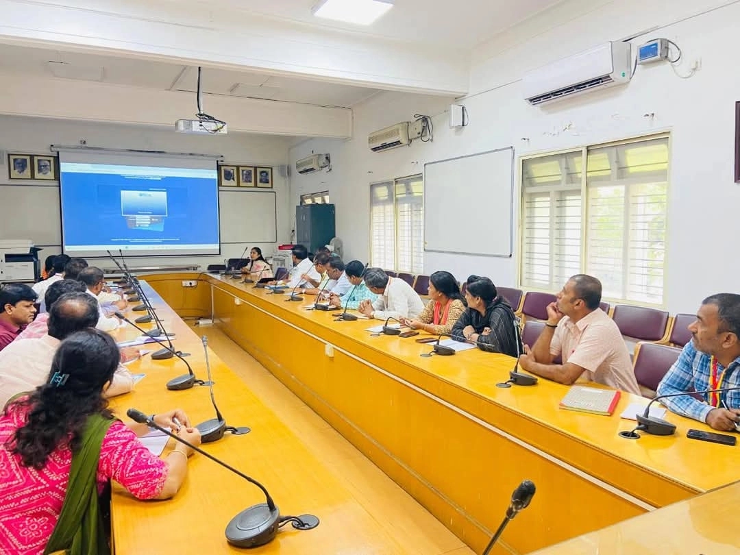 ಮೈಸೂರು ಅಭಿವೃದ್ದಿ ಪ್ರಾಧಿಕಾರದಲ್ಲಿ ಇ ಆಫೀಸ್ ಕಚೇರಿ ಆರಂಭಕ್ಕೆ ಕ್ಷಣಗಣನೆ, ಸಿಬ್ಬಂದಿಗಳಿಗೆ ತರಬೇತಿ - News Karnataka