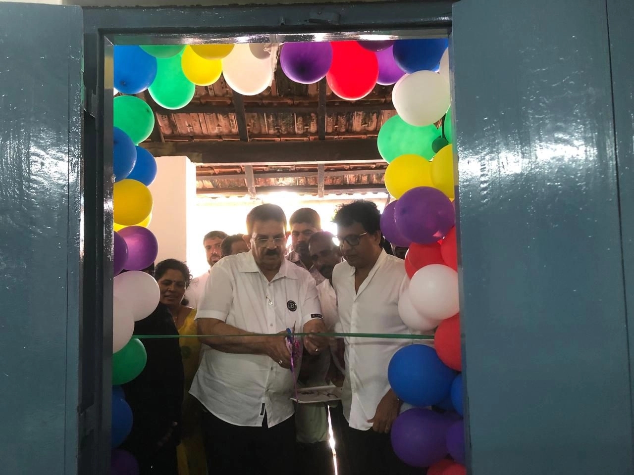 ಅಡ್ಡೂರು ಸರ್ಕಾರಿ ಆಂಗ್ಲ ಮಾಧ್ಯಮ ತರಗತಿ ಉದ್ಘಾಟನೆ! - News Karnataka