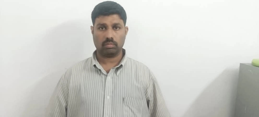 ಇಂಜಿನಿಯರ್ ಮನೆಯಲ್ಲಿ ಕಳ್ಳತನ, ಕಾರ್ ಡ್ರೈವರ್ ಅಂದರ್, ಬೆಳ್ಳಿ, ಚಿನ್ನಾಭರಣ ವಶಕ್ಕೆ - News Karnataka