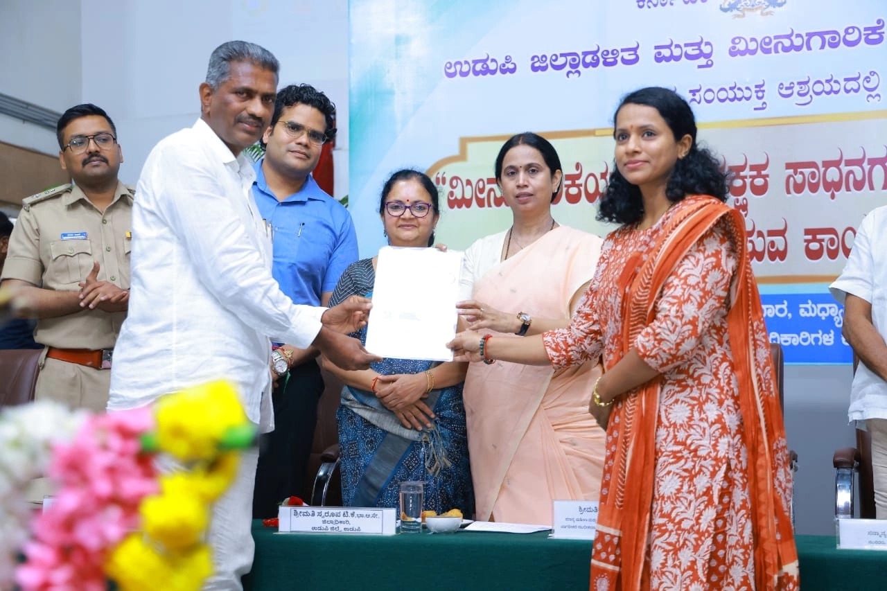 ರಾಜ್ಯದ ಆರ್ಥಿಕತೆಗೆ ಮೀನುಗಾರಿಕೆ ಕೊಡುಗೆ ಅಪಾರ: ಸಚಿವೆ ಲಕ್ಷ್ಮೀ ಹೆಬ್ಬಾಳಕರ್ - News Karnataka