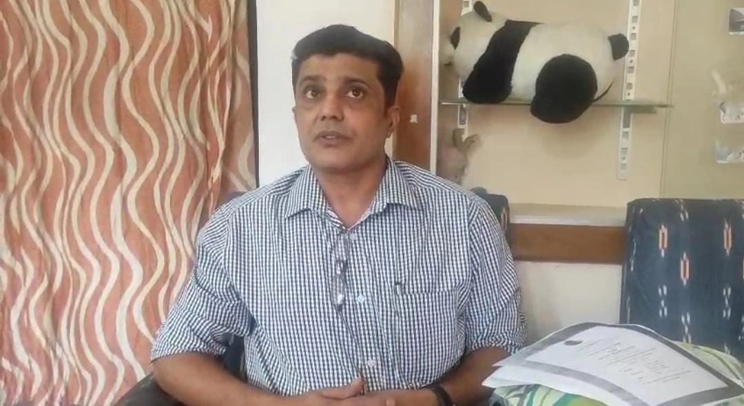ʼನನ್ನ ತಂಗಿಯ ಫೋಟೋವನ್ನು ಇಟ್ಟುಕೊಂಡು ಸುಜಾತ ಭಟ್ ತನ್ನ ಮಗಳು ಅನನ್ಯಾ ಭಟ್ ಎಂದು ಹೇಳಿಕೊಳ್ಳುತ್ತಿದ್ದಾರೆʼ - News Karnataka
