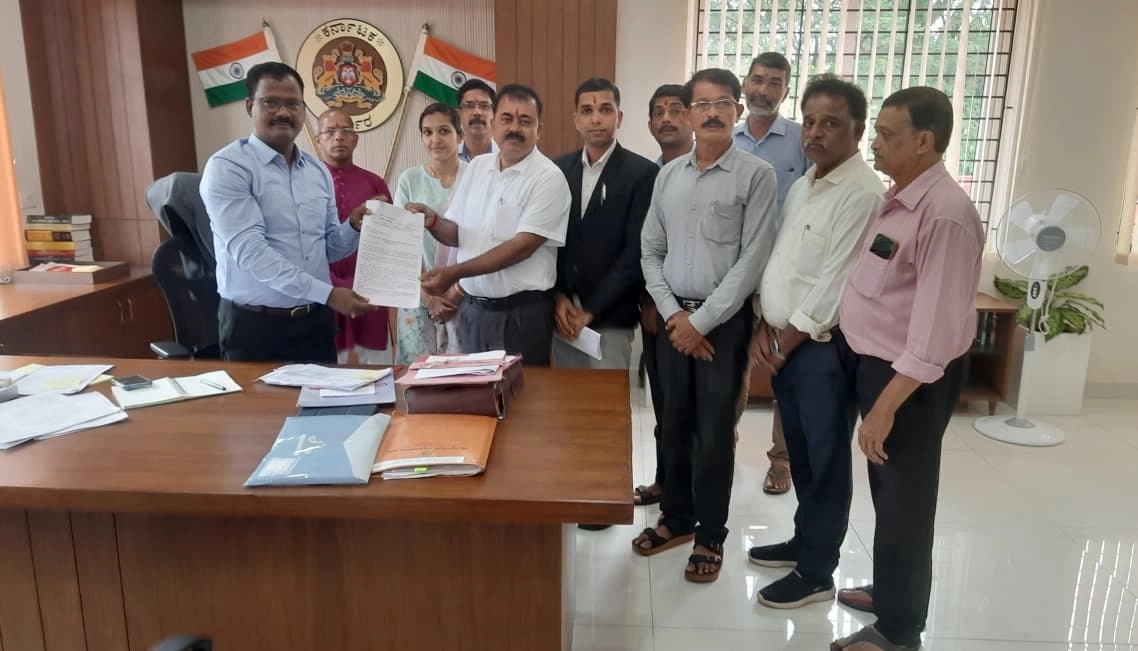 ದಸರಾ ಉದ್ಘಾಟನೆಗೆ ಭಾನು ಮುಸ್ತಾಕ್ ಬದಲಿಗೆ ನಾಡಿನ ಹಿರಿಯರಿಗೆ ಆದ್ಯತೆ ನೀಡಿ ; ಹಿಂದೂ ಜನಜಾಗೃತಿ ಸಮಿತಿ ಬೇಡಿಕೆ - News Karnataka