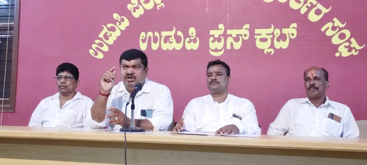 ಸೆ.15ರಂದು ಮುಂಬೈಯ ಅಲಾರೆ ಗೋವಿಂದ ತಂಡದಿಂದ 10 ಕಡೆ ಮಡಿಕೆ ಒಡೆಯುವ ಪ್ರದರ್ಶನ - News Karnataka