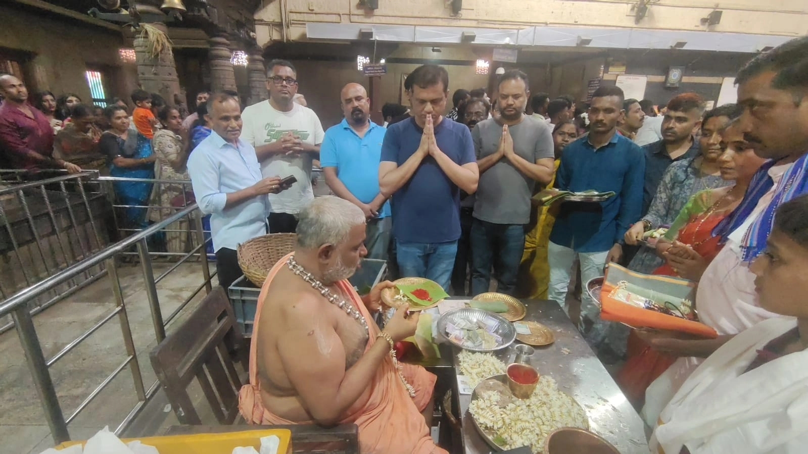 ಕಟೀಲು ಕ್ಷೇತ್ರಕ್ಕೆ ಕಾಂತಾರದ ನಿರ್ಮಾಪಕ ವಿಜಯ್ ಕಿರಗಂದೂರು ಭೇಟಿ - News Karnataka
