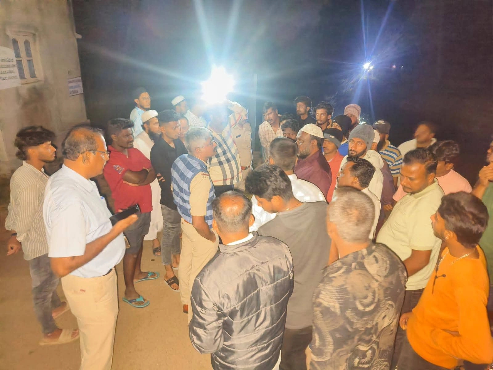 ಪಾತ್ರೆ ತೊಳೆಯಲು ಹೋದ ಮೂವರು ವಿದ್ಯಾರ್ಥಿಗಳು ನೀರುಪಾಲು! - News Karnataka