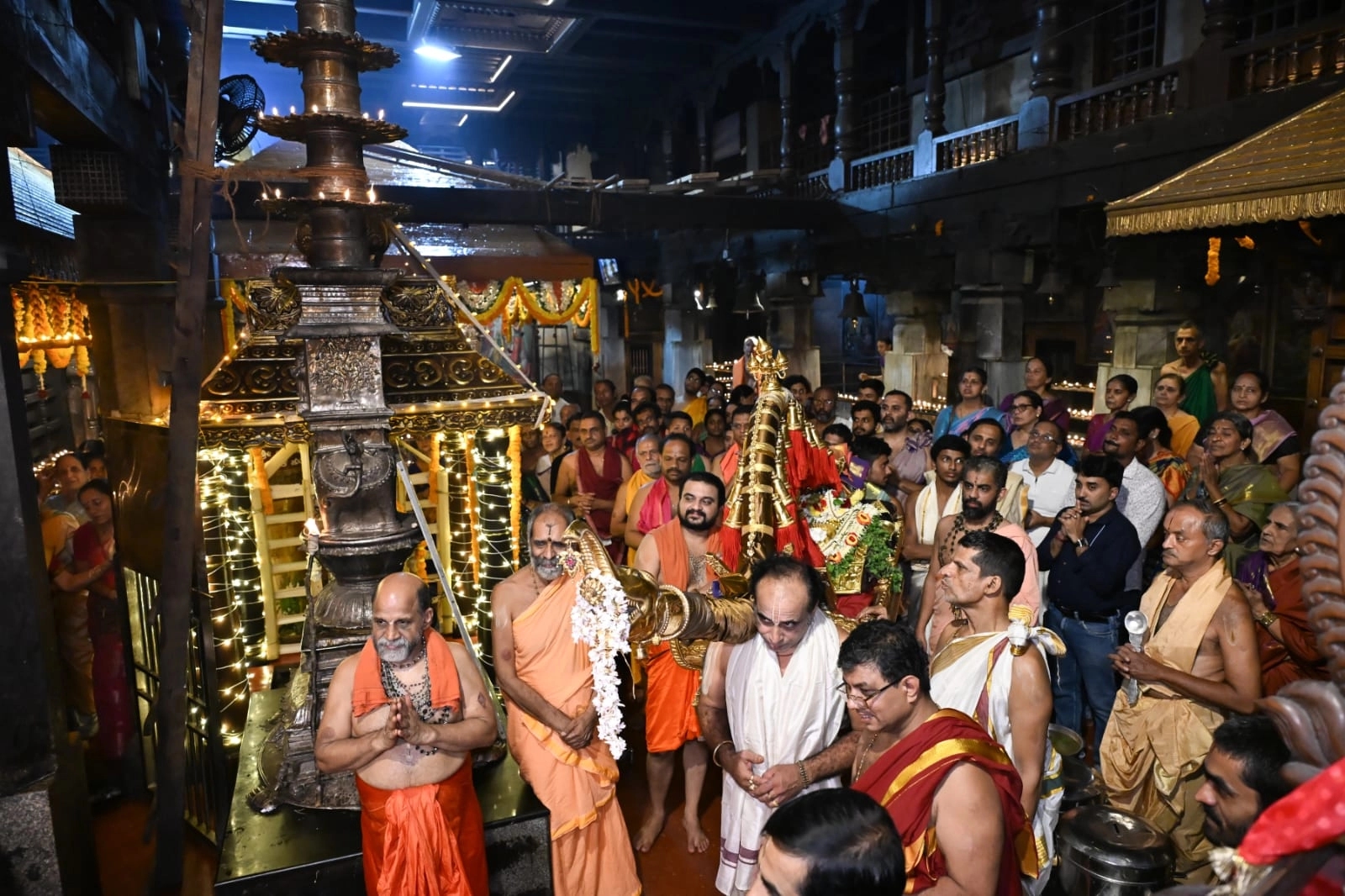 ಉಡುಪಿಯಲ್ಲಿ ಲಕ್ಷದೀಪೋತ್ಸವದ ಸಂಭ್ರಮ; ತೆಪ್ಪೋತ್ಸವ ಸಹಿತ ರಥೋತ್ಸವಕ್ಕೆ ಚಾಲನೆ - News Karnataka