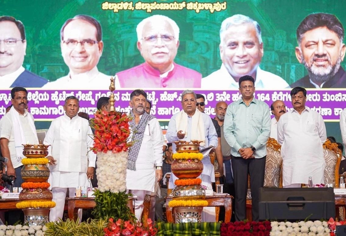 ಒಂದೇ ದಿನ 2000 ಕೋಟಿ ರೂಪಾಯಿ ಕಾಮಗಾರಿಗಳ ಶಂಕುಸ್ಥಾಪನೆ, ಉದ್ಘಾಟನೆ ನೆರವೇರಿಸಿದ ಮುಖ್ಯಮಂತ್ರಿಗಳು - News Karnataka