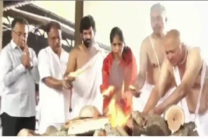 ಪಂಚಭೂತಗಳಲ್ಲಿ ಲೀನರಾದ ಹಿರಿಯ ಸಾಹಿತಿ ಎಸ್.ಎಲ್ ಭೈರಪ್ಪ - News Karnataka