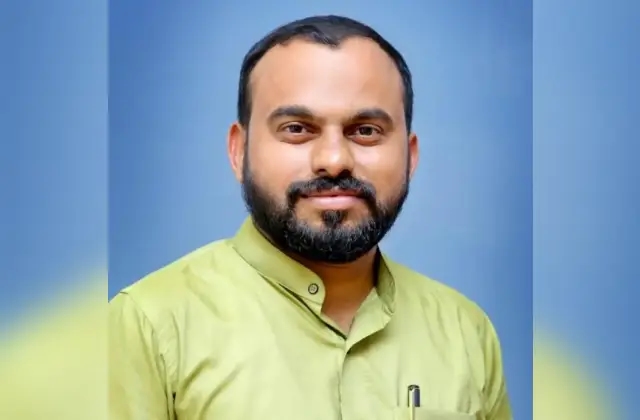 ವಿ.ಎಚ್.ಪಿ ಮುಖಂಡ ಶರಣ್ ಪಂಪ್ವೆಲನ್ನು ತಕ್ಷಣವೇ ಬಂಧಿಸಿ, ಪೊಲೀಸ್ ಪೇದೆಯೊಬ್ಬರ ಮೇಲಿನ ಆರೋಪ ತನಿಖೆಯ ಧಿಕ್ಕು ತಪ್ಪಿಸುವ ಹುನ್ನಾರ- ಡಿವೈಎಫ್ಐ - News Karnataka