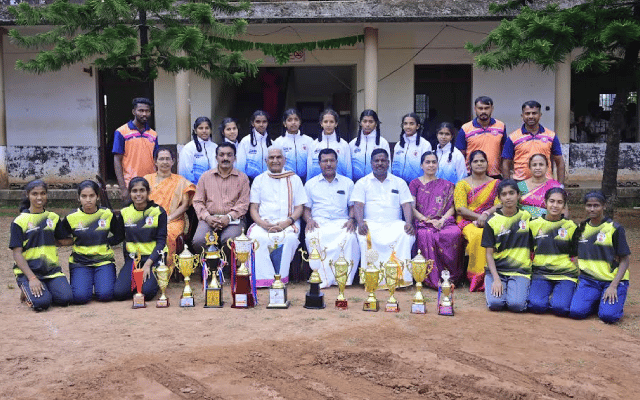 Belthangady: Congratulations to the students selected for the national level volleyball tournament