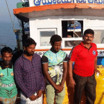 Karwar: Local fishermen object to light fishing in the sea