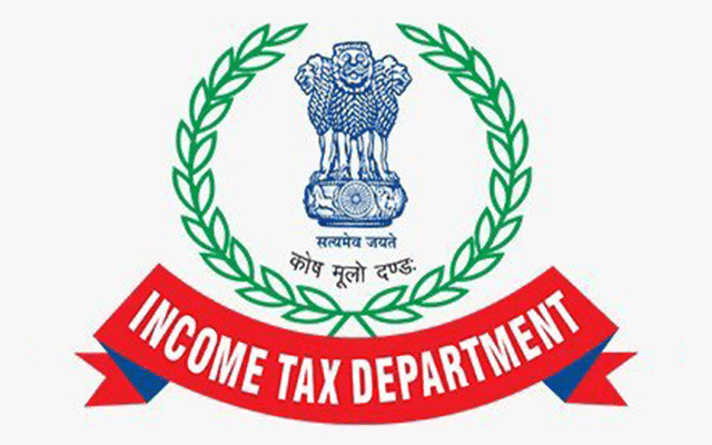 Income Tax officer raids Gangadhar Gowda's house