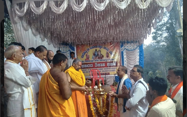 Akhanda Ekaha Bhajana programme at Sri Umamaheshwara Temple