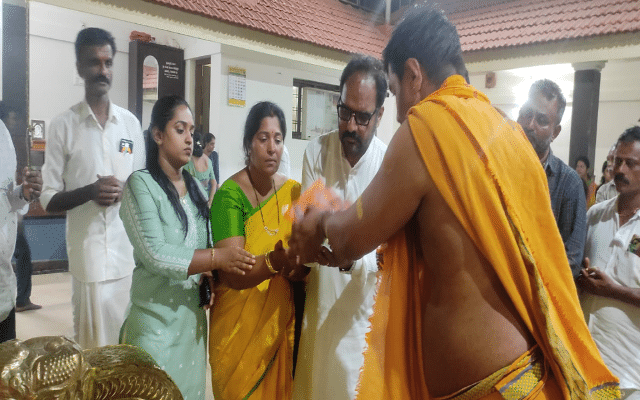 Newly elected MLA Ashok Kumar Rai visits Puttur Sri Mahalingeshwara Temple