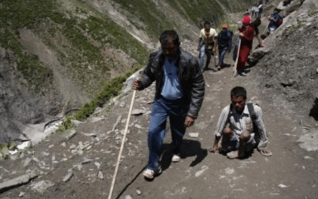 Amarnath Yatra by over 3 lakh pilgrims in 21 days